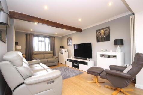 .livingroom.JPG