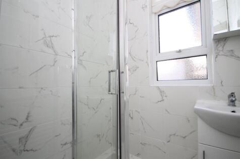 .SHOWER.JPG