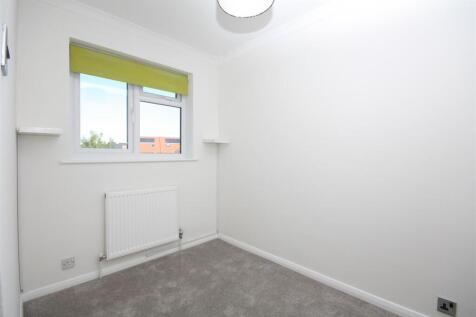 Bedroom 2.JPG