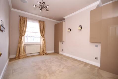 bedroom1.JPG