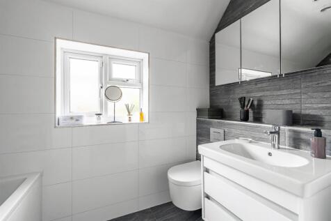 .Little-Bookham-Street-17.jpg