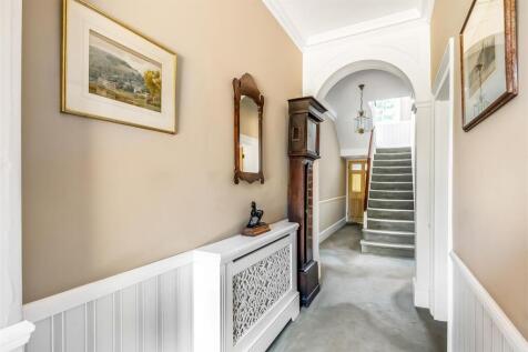 .hallway.jpg