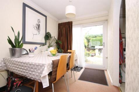 .diningroom.JPG