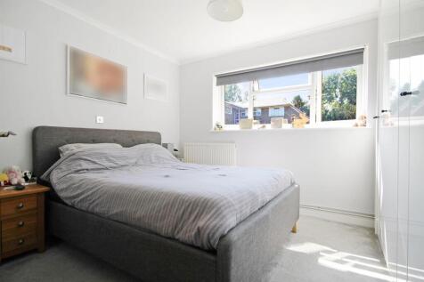 bed1dp.jpg