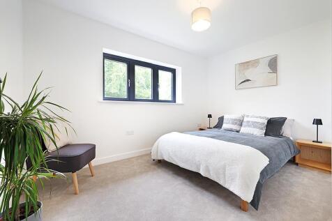 No.10-ChartlandClose-Bedrooms-Sept25-8983.jpg