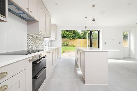 No.2-KennelClose-Sept25-8564.jpg