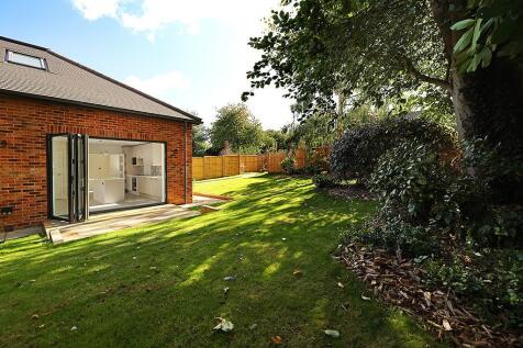 No.2-KennelClose-Sept25-8281.jpg