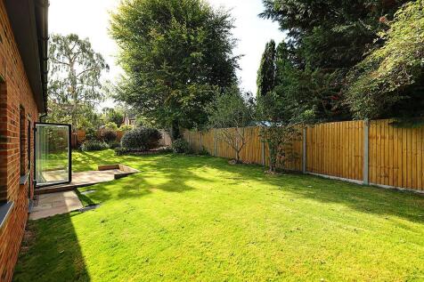 No.2-KennelClose-Sept25-8298.jpg