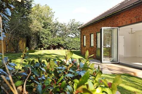 No.2-KennelClose-Sept25-8263.jpg