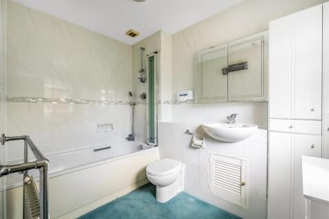 .Wells-Close-3.jpg