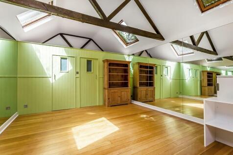 Chequers-Corner-75.jpg