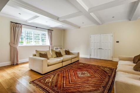 Chequers-Corner-21.jpg