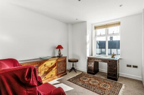 Flat-1-St-Michaels-Court-4.jpg
