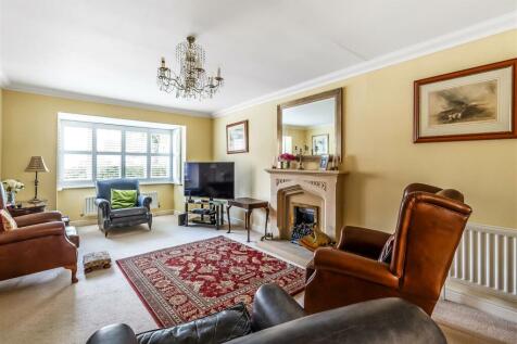 1-Langwood-Close-21.jpg