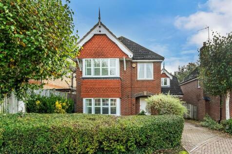 1-Langwood-Close-34.jpg