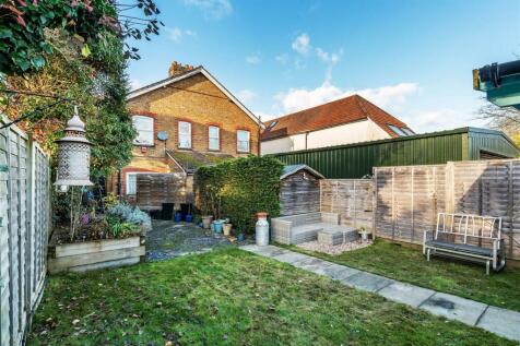 224A-Barnett-Wood-Lane-6.jpg