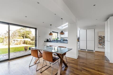 15-Bramley-Way-15.jpg