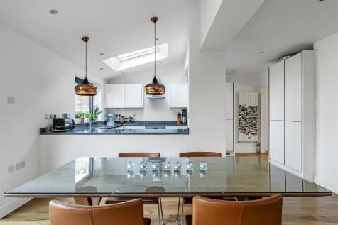 15-Bramley-Way-16.jpg