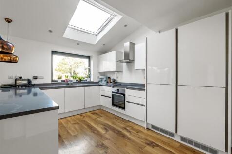 15-Bramley-Way-18.jpg