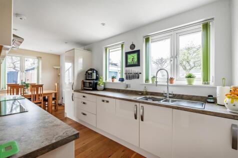 9-Bushey-Shaw-8.jpg