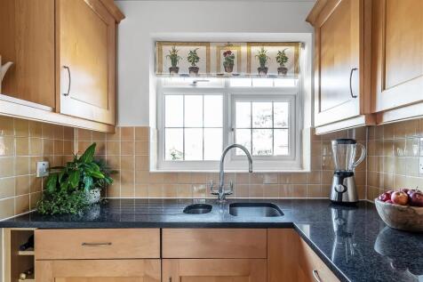 5-Marlborough-Court-10.jpg
