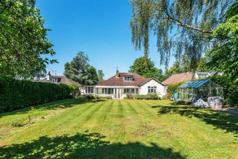 38-Leatherhead-Road-21.jpg