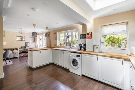 14-Wishford-Court-17.jpg