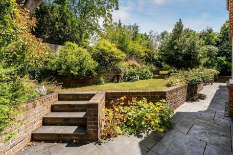 31-Quarry-Gardens-17.jpg