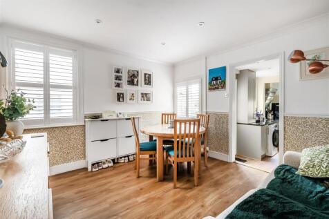 11-Rectory-Lane-12.jpg