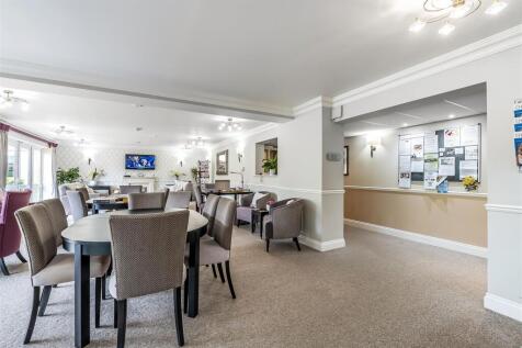 18-Headley-Lodge-12.jpg