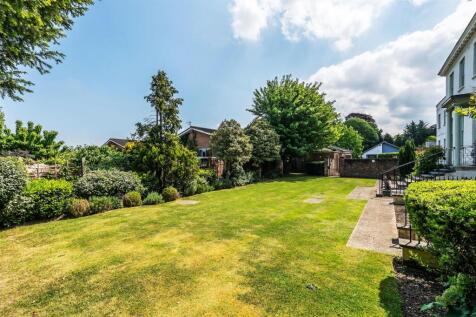 5-Ashtead-Lodge-15.jpg