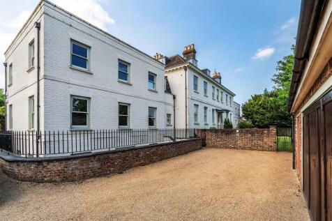 5-Ashtead-Lodge-13.jpg