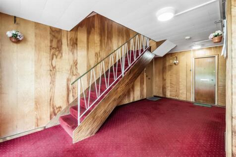 67-Sandown-Lodge-16.jpg