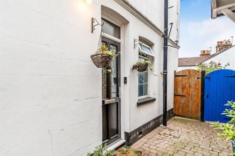 9-Rectory-Lane-11.jpg