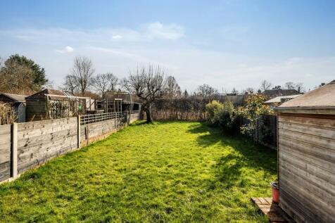 6-Oakdene-Close-25.jpg