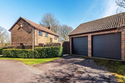 94-Wildcroft-Drive-26.jpg