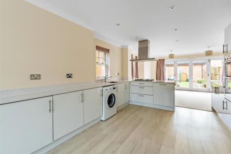 2-Avondale-Villas-12.jpg