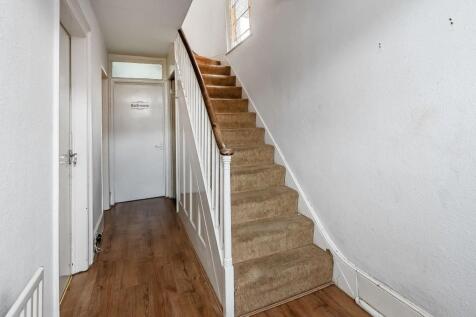 31-Howard-Road-17.jpg