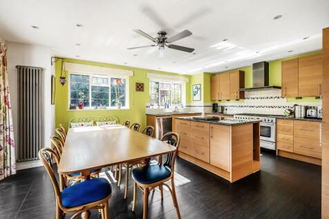 20-Deepdene-Avenue-28.jpg