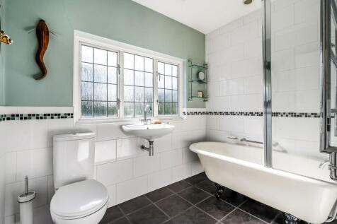 20-Deepdene-Avenue-17.jpg