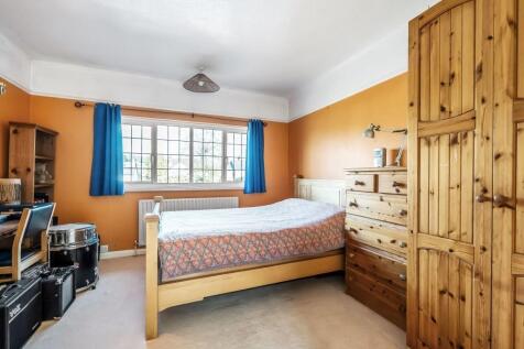 20-Deepdene-Avenue-18.jpg