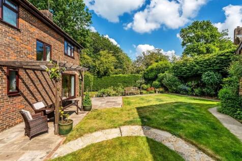 94-Wildcroft-Drive-7.jpg
