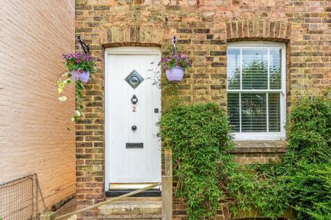 2-Humphreys-Cottage-21.jpg