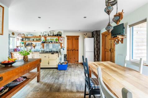 The-Bungalow-11.jpg