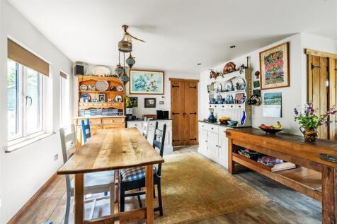 The-Bungalow-7.jpg