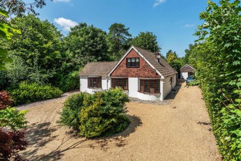 Five-Oaks-exteriors-17.jpg