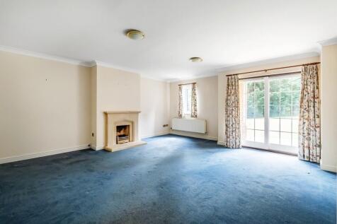 2-Wisley-Court-1.jpg