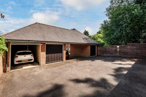2-Wisley-Court-25.jpg