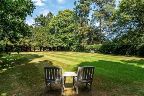 2-Wisley-Court-21.jpg