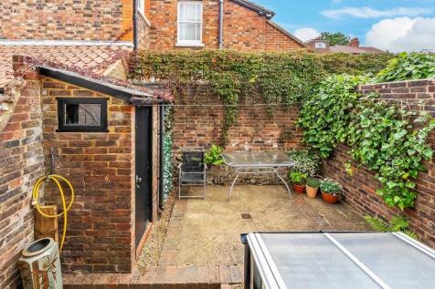 2-Humphreys-Cottage-18.jpg
